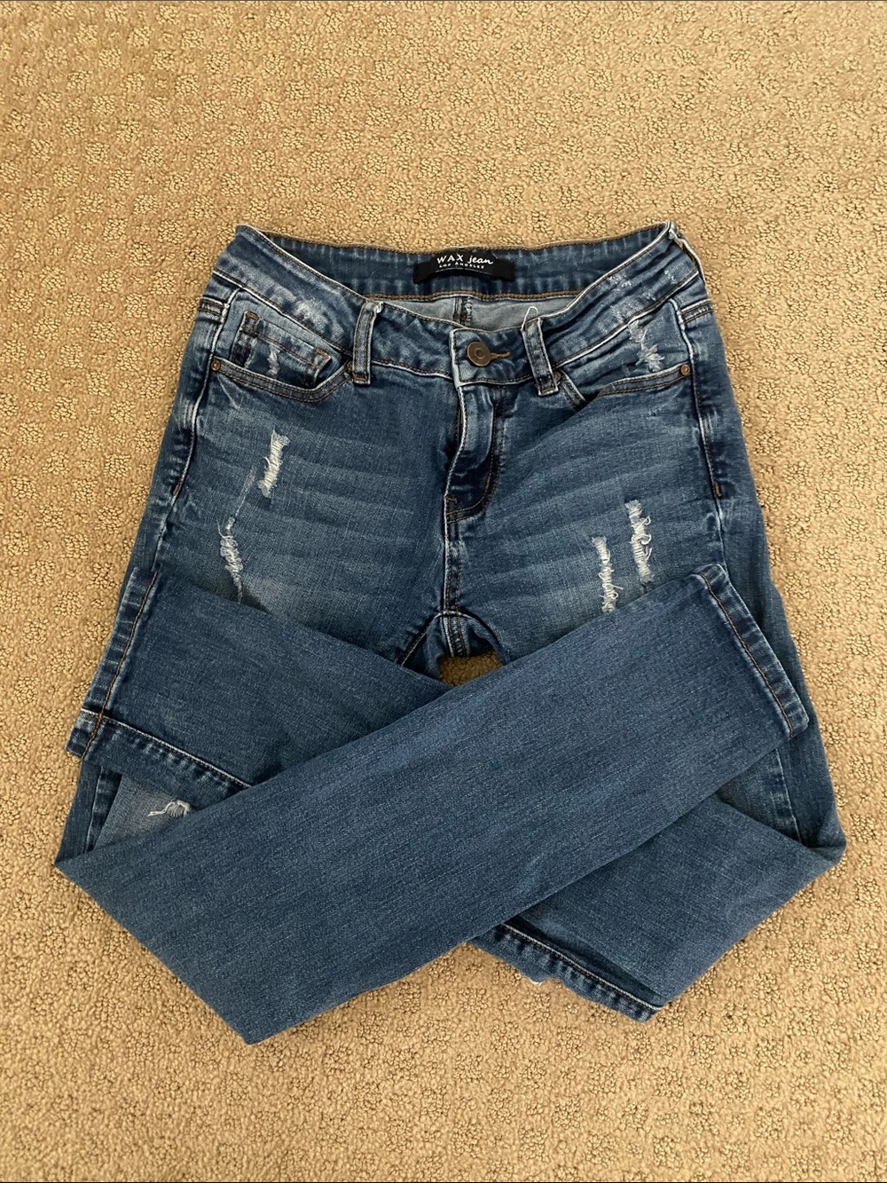 Junior’s Dark Blue Distressed Skinny Jeans